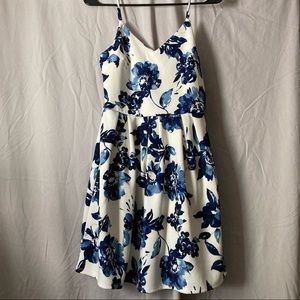 MONTEAU | White with Blue Flowers Dress